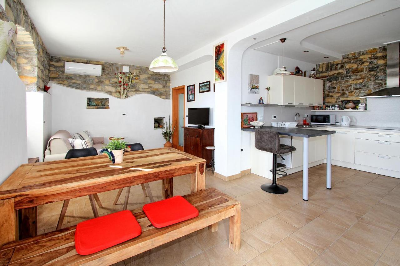 Apartment Dezo Istria Izola Eksteriør billede