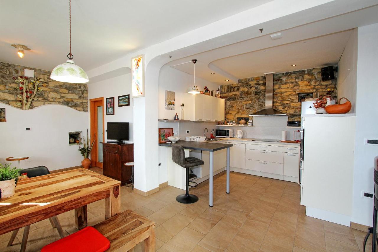 Apartment Dezo Istria Izola Eksteriør billede